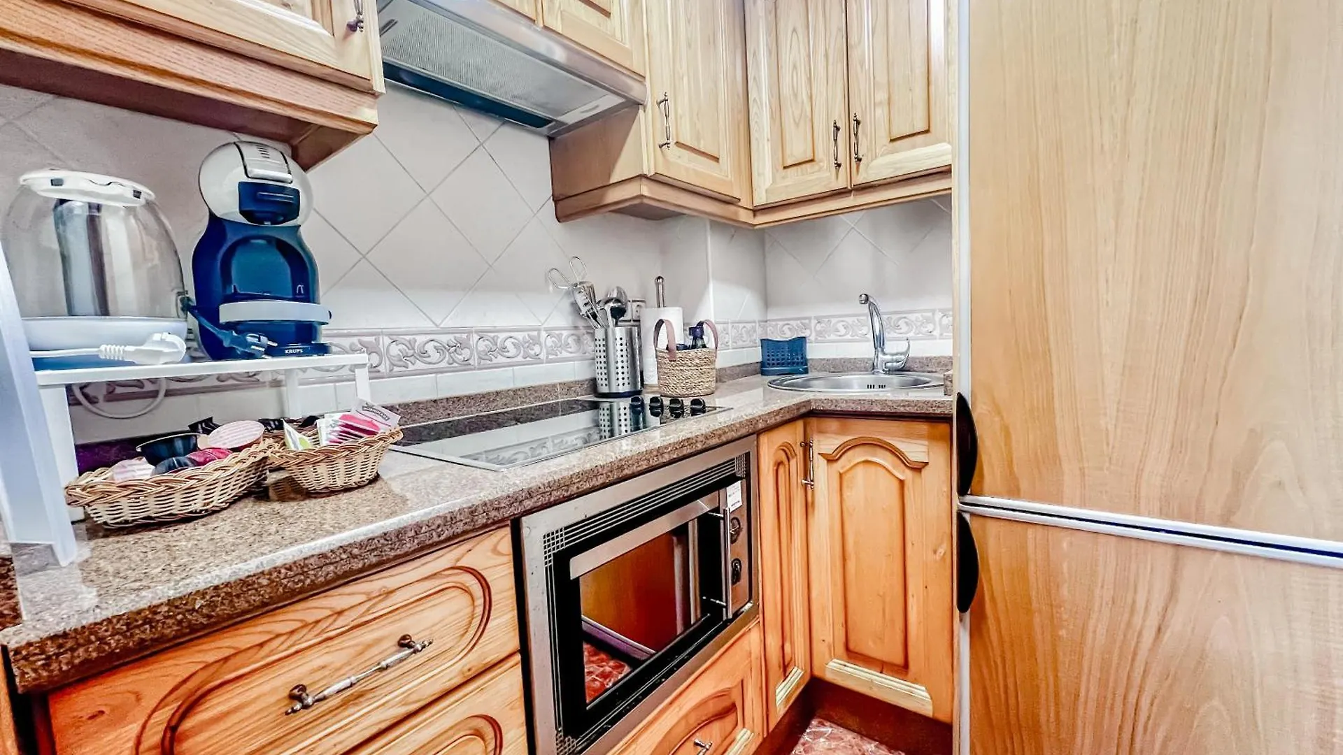 Cd-2355 One Bedroom Apartment Torre Del Mar Spain